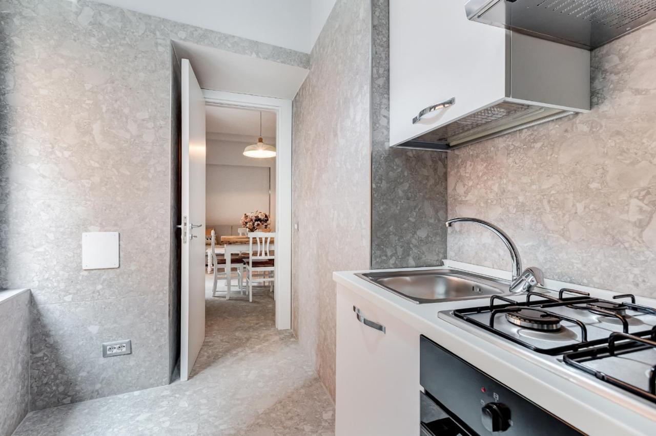 Crystal Trevi Fountain - Romedreamhome Ngoại thất bức ảnh
